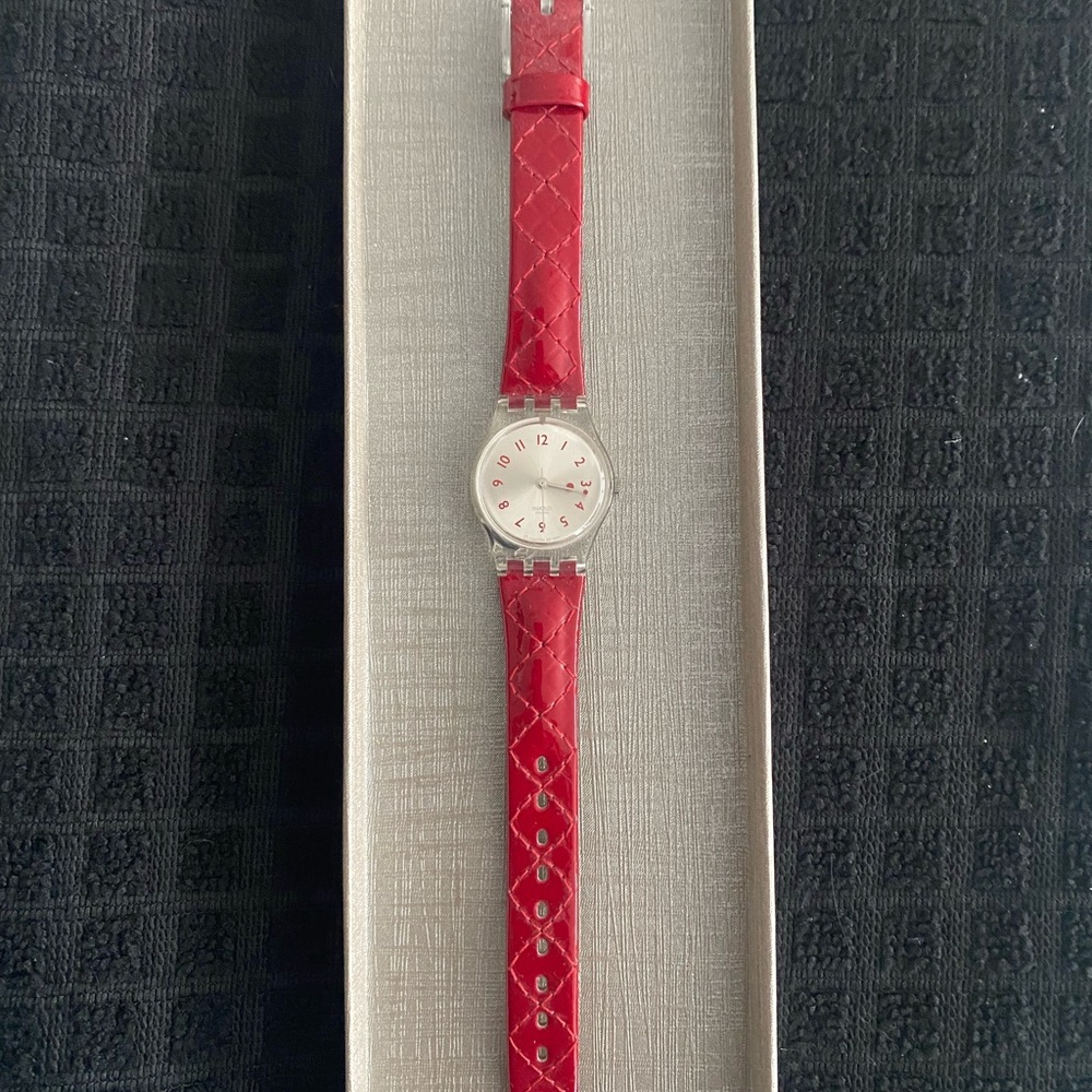Elegant Red Women's Watch